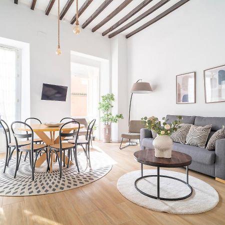 Sanders Lavender - Delightful Two-Bedroom Apartment Downtown Málaga Exterior foto